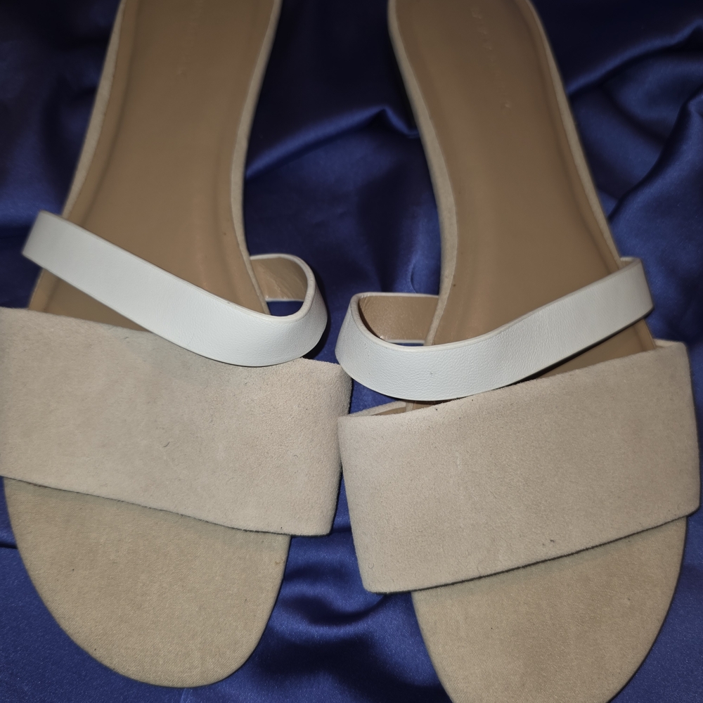 Banana Republic Tan and White Sandals with Minimalist Design